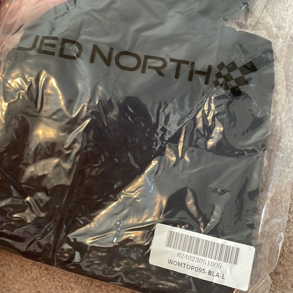 JED NORTH Crop tank/sports bra- Large - Picture 3 of 4